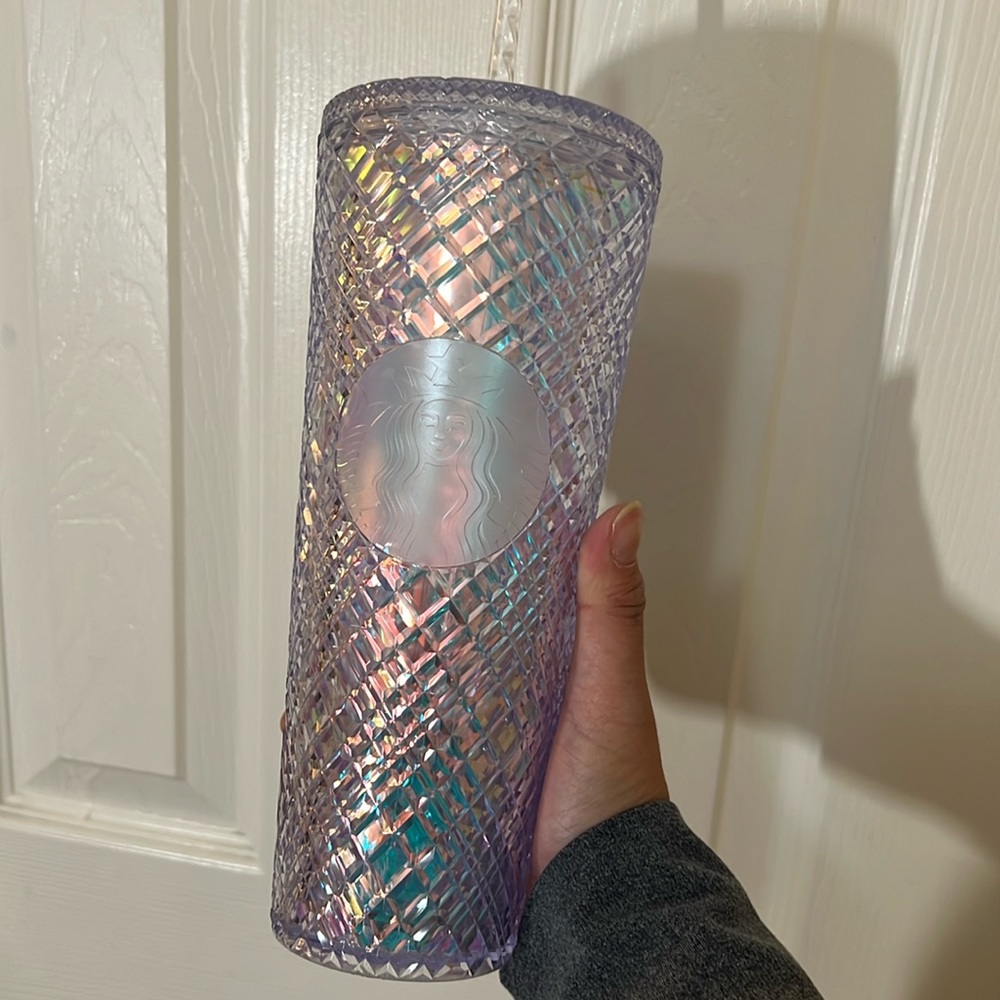 Starbucks Limited Edition Christmas 2022 White Iridescent Rainbow Jeweled Cup